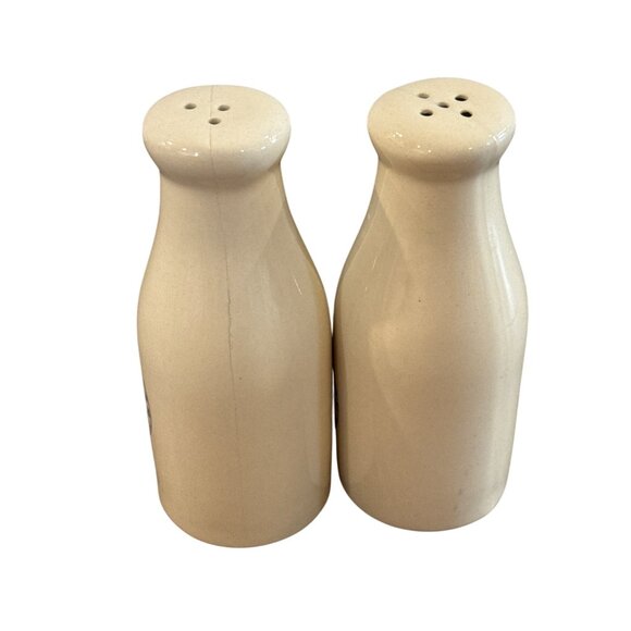 Vintage Farm Fresh Brand Ceramic Salt & Pepper Shakers Beige & Blue Vintage-Insp - Picture 4 of 6